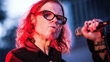 Ερεβώδης, υπαρξιακός και απόμακρος: O Mark Lanegan στο Gagarin
