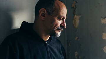 Ο διάσημος φωτογράφος Antoine D' Agata στη Lifo (NSFW)