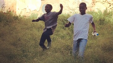 Οι Αθηναίοι People You Know έφτιαξαν το τραγούδι του καλοκαιριού!