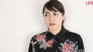 Αναγνώσεις: Η ηθοποιός Ειρήνη Φαναριώτη διαβάζει ένα απόσπασμα από την παράσταση "Το κορίτσι του λύκου"