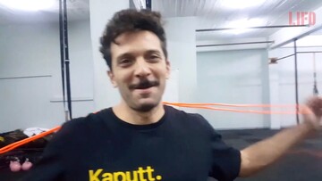 10 λεπτά στη ζωή του Δημήτρη Μοθωναίου