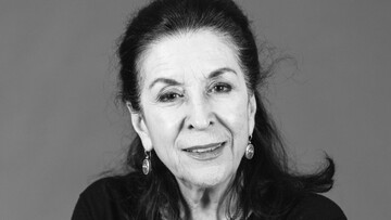 «Μερικές πνίξανε τα μωρά τους, για να μη τους ακούσουν». Της Σαρούλας Σκύφτη από το Ερίκιοϊ. Διαβάζει η Νένα Μεντή.