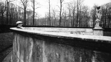 Η Paula στο σπίτι του φωτογράφου μόδας Willy Maywald