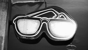 Η Ιστορία της Νύχτας. Σπύρος Στάβερης.