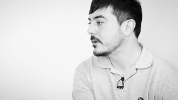 Μια χαλαρή συνέντευξη με τον Ταφ Λάθος