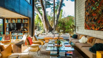 Το σπίτι ενός αρχιτέκτονα στην Καλιφόρνια αντλεί έμπνευση από όλο τον κόσμο