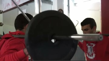 Ένα αυτοδιαχειριζόμενο κοινοτικό γυμναστήριο στη Βαρκελώνη προσφέρει σημαντικό κοινωνικό έργο