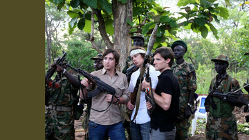 Invisible Children. Ανθρωπιστική MKO ή "Contras" της φιλανθρωπίας;