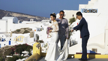 Σας γράφω από τη Σαντορίνη (2)