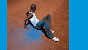 Parasomnia (...η το εγκώμιο της αφρικάνικης σκιάς). Viviane Sassen.