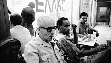 Καφενείο Η Ελλάς.