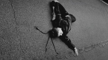 Χορεύοντας χωρίς μουσική στην τσιμεντένια ζούγκλα