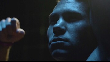 Dave: Mια ατμοσφαιρική ματιά στους στρίπερς του Χόλιγουντ