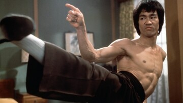 Bruce Lee V/S Bruce Lee