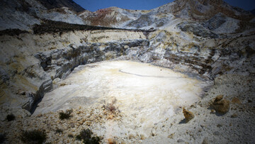 Νίσυρος. Το ηφαίστειο.