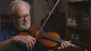 «Joe's Violin»: Δείτε ολόκληρο το υποψήφιο για Όσκαρ ντοκιμαντέρ για έναν επιζώντα του Ολοκαυτώματος και το βιολί του