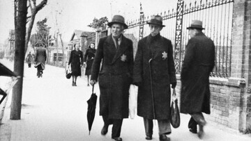 Θεσσαλονίκη, 1943. Εβραίοι με το κίτρινο αστέρι.