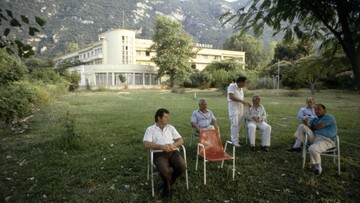 Καμένα Βούρλα (Ιούνιος 1992)