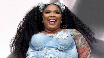 Ποια είναι η Lizzo που το περιοδικό TIME ανέδειξε ως κορυφαία entertainer της χρονιάς;
