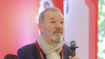 Ο συγγραφέας της «Παρέγκλισης» μιλά για τον Λουκρήτιο [ελλ. υπότιτλοι]