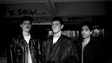 Πρεμιέρα - Sworr. - Tryin