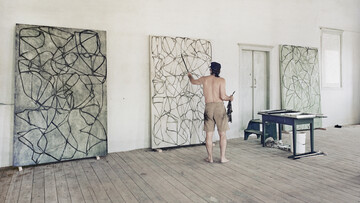 Στο εργαστήριο του Brice Marden στην Ύδρα