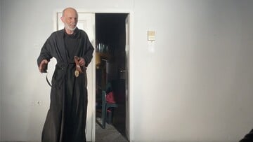 Η Όλια Λαζαρίδου συναντά το Νίκο Καλαμό