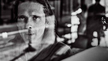 Μέσα στο στούντιο του Jeremy Deller
