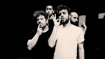 Φτιάξε τη δυστυχία σου μόνος σου