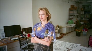 «Ως καλλιτέχνης, προσπαθώ απλώς να καταλάβω τον κόσμο στον οποίο ζω, ή τουλάχιστον να σεβαστώ τις ανοησίες του»