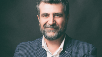 Αυτή η νύχτα μένει