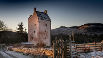 Ένας σκωτσέζικος πύργος του 16ου αιώνα γίνεται εξοχική κατοικία 