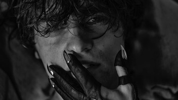 *Αγαπώντας τα αγρίμια της ζωής σου/από τον Πάνο Μιχαήλ