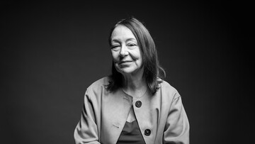 Η Λυδία Φωτοπούλου διαβάζει το «Είναι η αγάπη φονικό» της Λένας Κιτσοπούλου