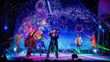 Underwater Bubble Show