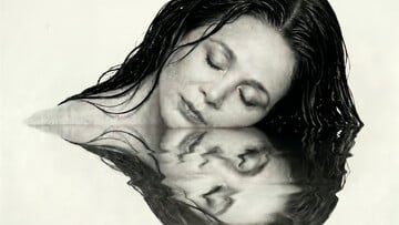 Η ζωή στα χέρια της 