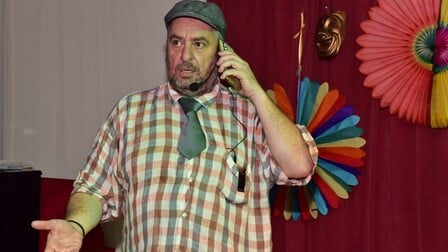 Το «ΡΙΖΙΛ ΓΙΝΙΚΑΜΙ» με τον Κώστα Γόνη για τρεις τελευταίες παραστάσεις