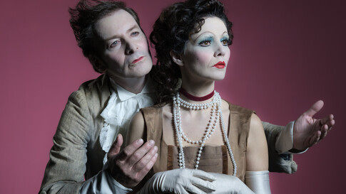 «Η ΚΛΗΡΟΝΟΜΙΑ» του ΠΙΕΡ ΝΤΕ ΜΑΡΙΒΩ στο «Από Μηχανής» Θέατρο