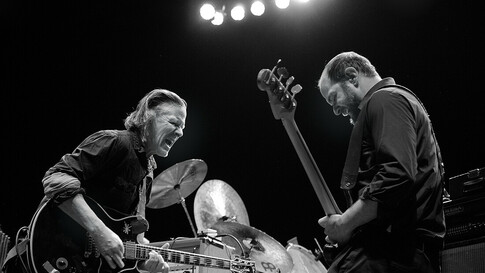 Οι Swans live στο θέατρο Βράχων