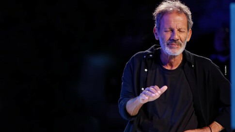 «Γιορτή στον Λυκαβηττό»: Μία ιστορική συναυλία του Σταύρου Ξαρχάκου