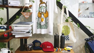 Flâneur Souvenirs & Supplies: Το concept store που θα κάνει το ταξίδι σου μοναδικό