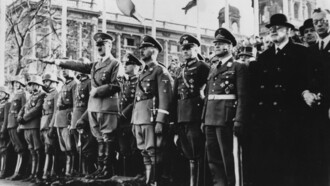 Βιβλίο αποκαλύπτει ότι οι στρατιές των Ναζί βρίσκονταν υπό την επήρεια κρυσταλλικής μεθαμφεταμίνης, όταν άλωναν την Ευρώπη