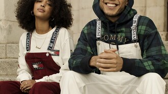 Η συλλογή Tommy Jeans Crest θα σε κάνει να λατρέψεις ξανά το οικόσημο!