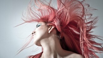 Έτσι θα αλλάξεις εύκολα το χρώμα των μαλλιών σου σε μόλις 10 λεπτά! (& Διαγωνισμός)