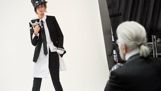 KARL LAGERFELD | Η συλλογή που αποδεικνύει ότι ο Κάιζερ της μόδας "ζει"!