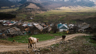 Τοπία πίσω από το τζάμι