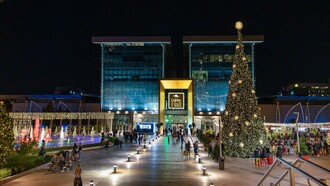 Βόλτα στο Christmas Market του Golden Hall για το πιο χριστουγεννιάτικο ταξίδι γεύσης