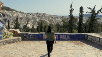 Από το πανεπιστήμιο στην αγορά εργασίας: Οι ανασφαλείς διαδρομές των νέων αποφοίτων