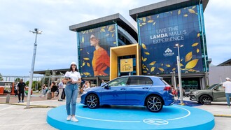 Ολοκληρώθηκε με επιτυχία το Volkswagen Festival για τα 50 χρόνια Golf με ένα iconic live performance του κορυφαίου Έλληνα σταρ Σάκη Ρουβά