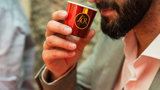 O L'OR Espresso λανσάρει τη συλλογή Passione Rossa: Εμπνευσμένη από τη συνεργασία με τη Ferrari Hypercar